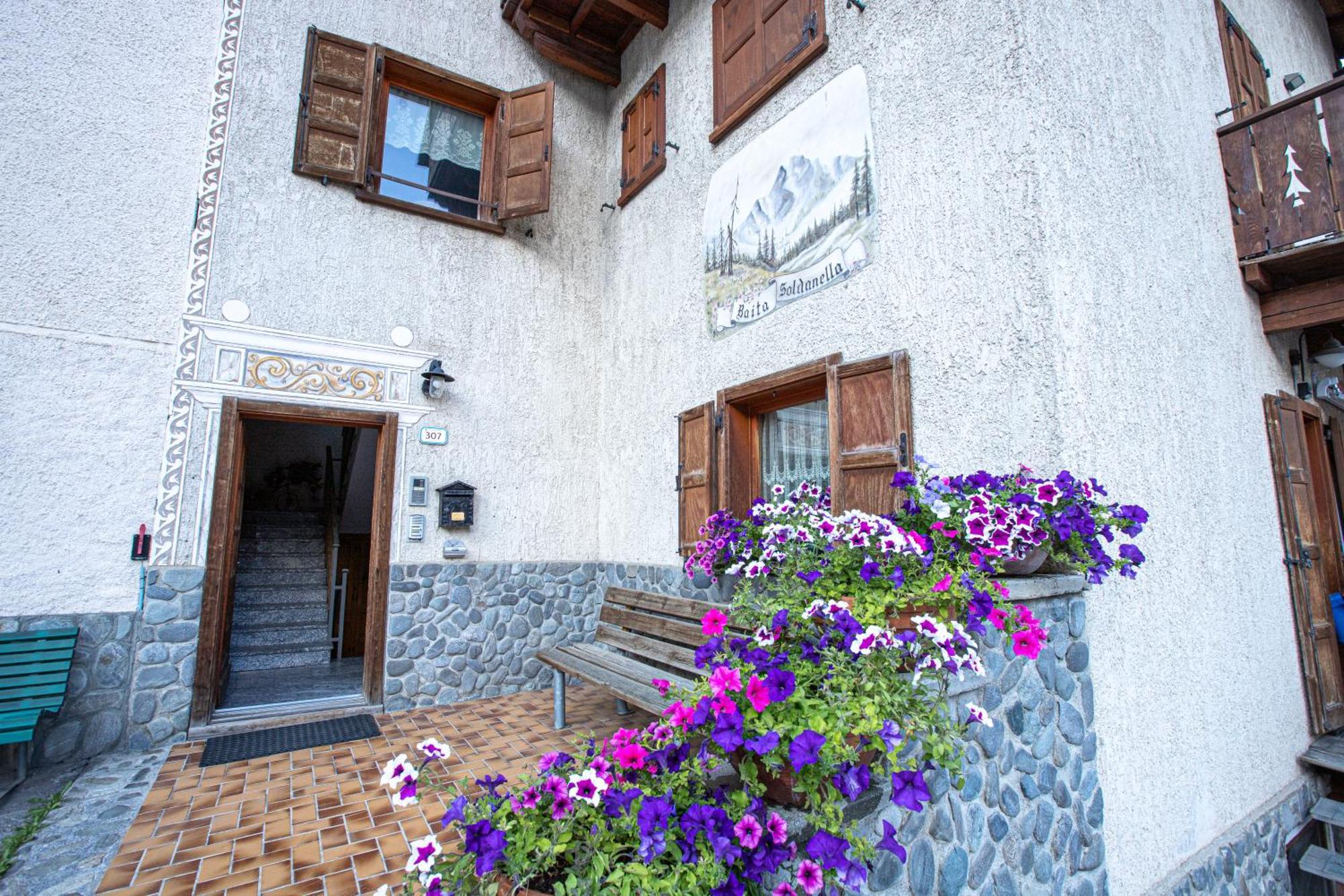 Baita Soldanella - Livigno Zewnętrze zdjęcie